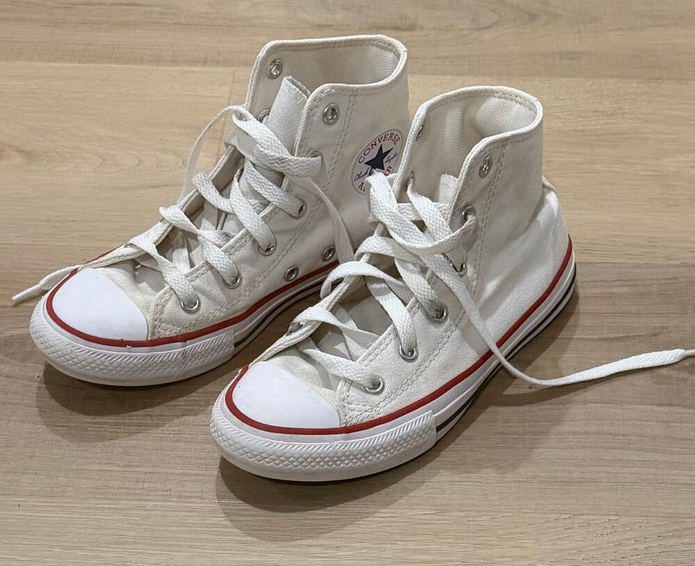 Converse Chuck Taylor All Star High Top White Kids Youth Size 1 Classic Sneakers